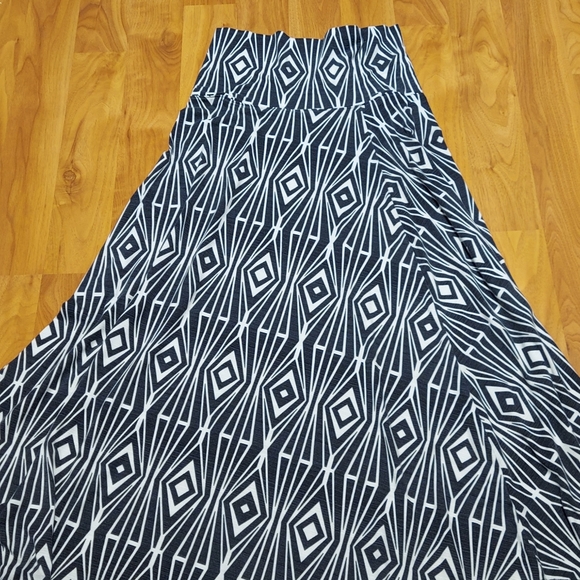 🖤TYME & HONEY Stretch Skirt/Strapless Dress🖤  NWOT - Picture 2 of 3